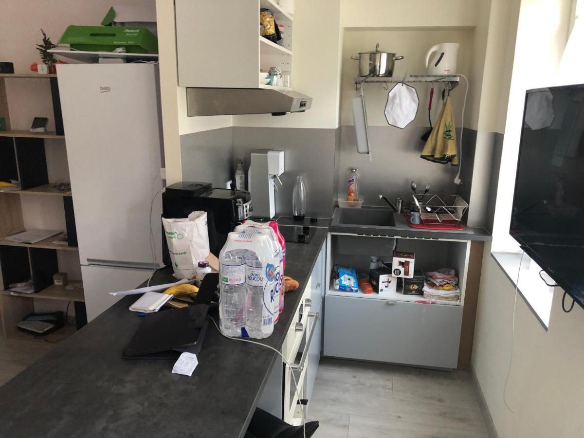 Appartement Lisieux Calme Tres Bien Equipe Exteriér fotografie
